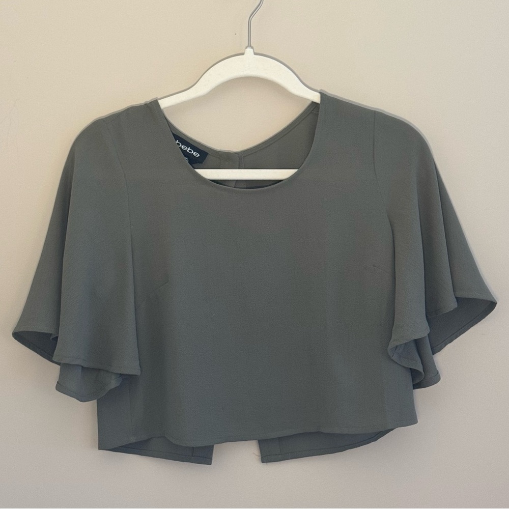 bebe Olive Green Crop Top w Button up Back 💚 size XXS